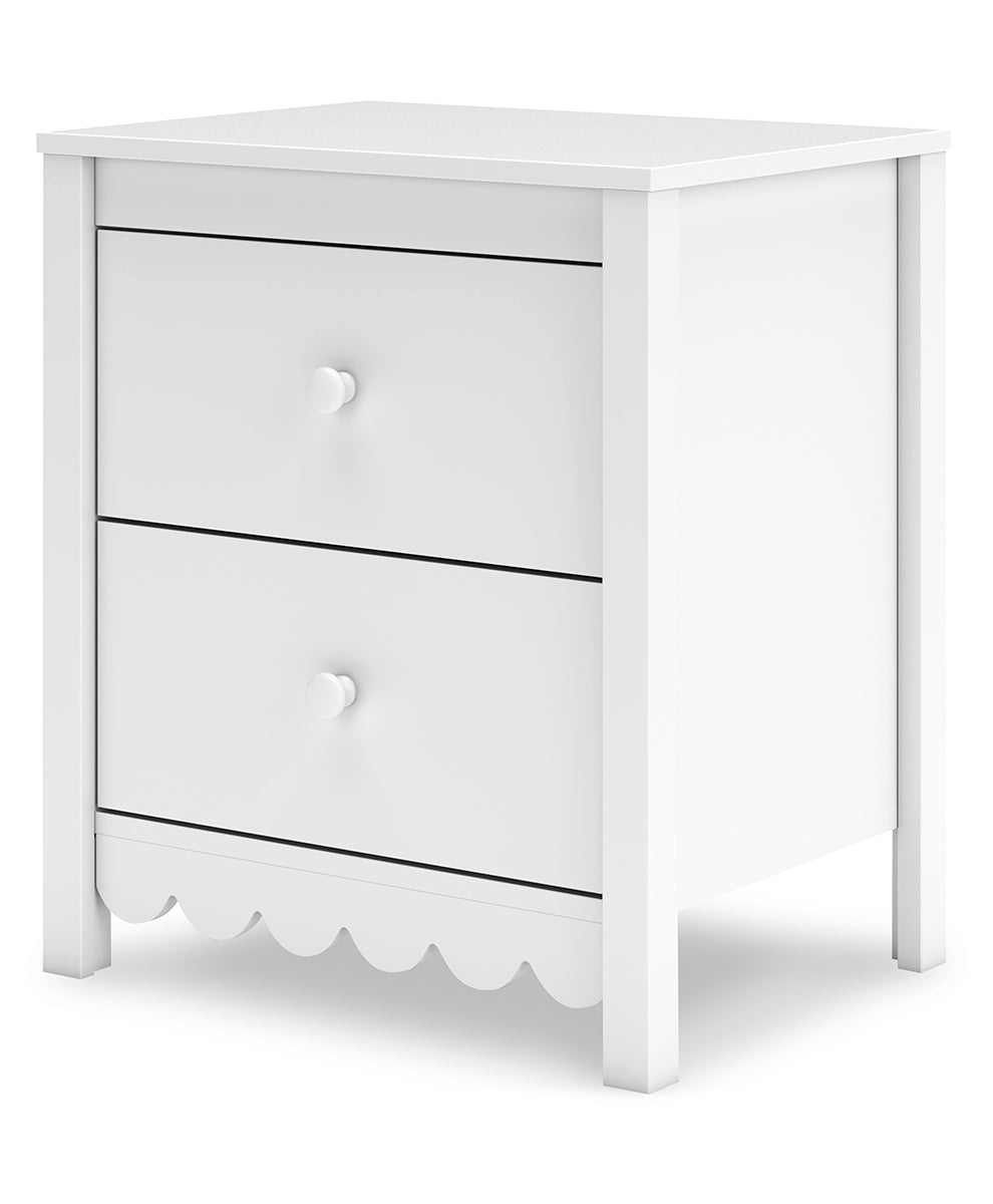 Hallityn Nightstand