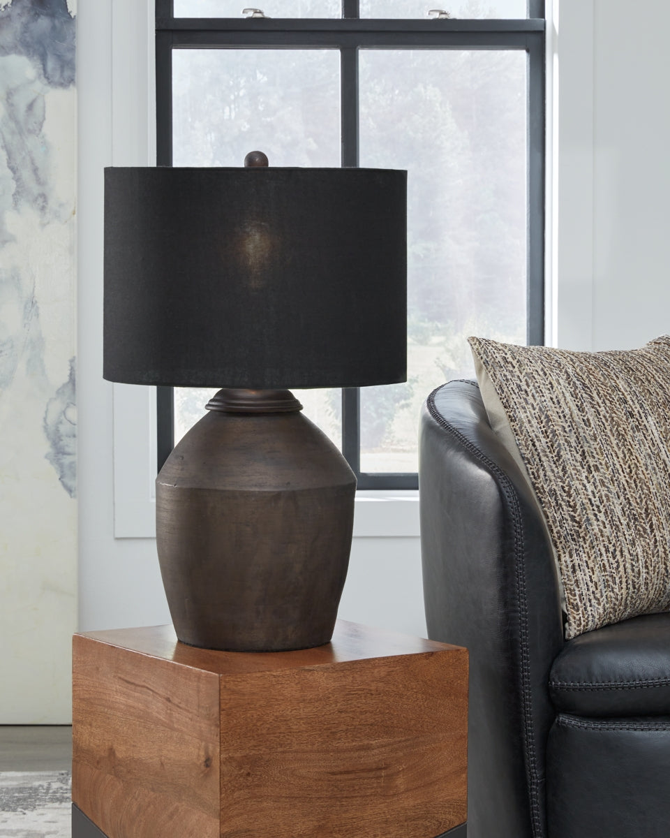 Naareman Table Lamp