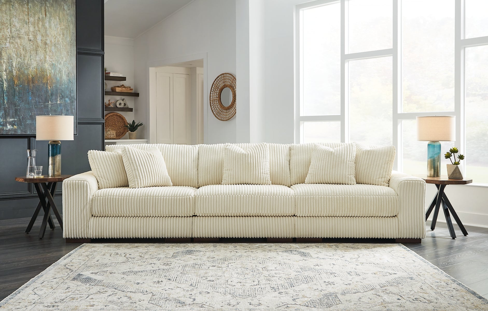 Lindyn 3-Piece Sectional