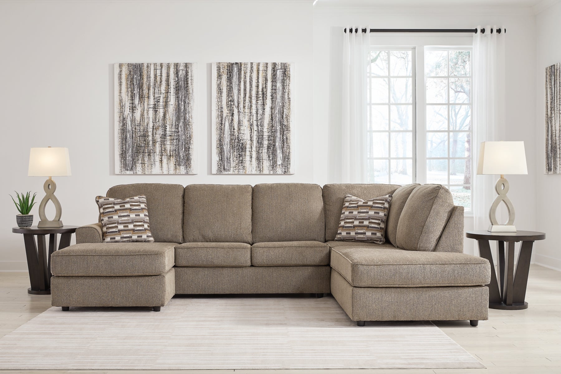 O'Phannon 2-Piece Sectional with Ottoman