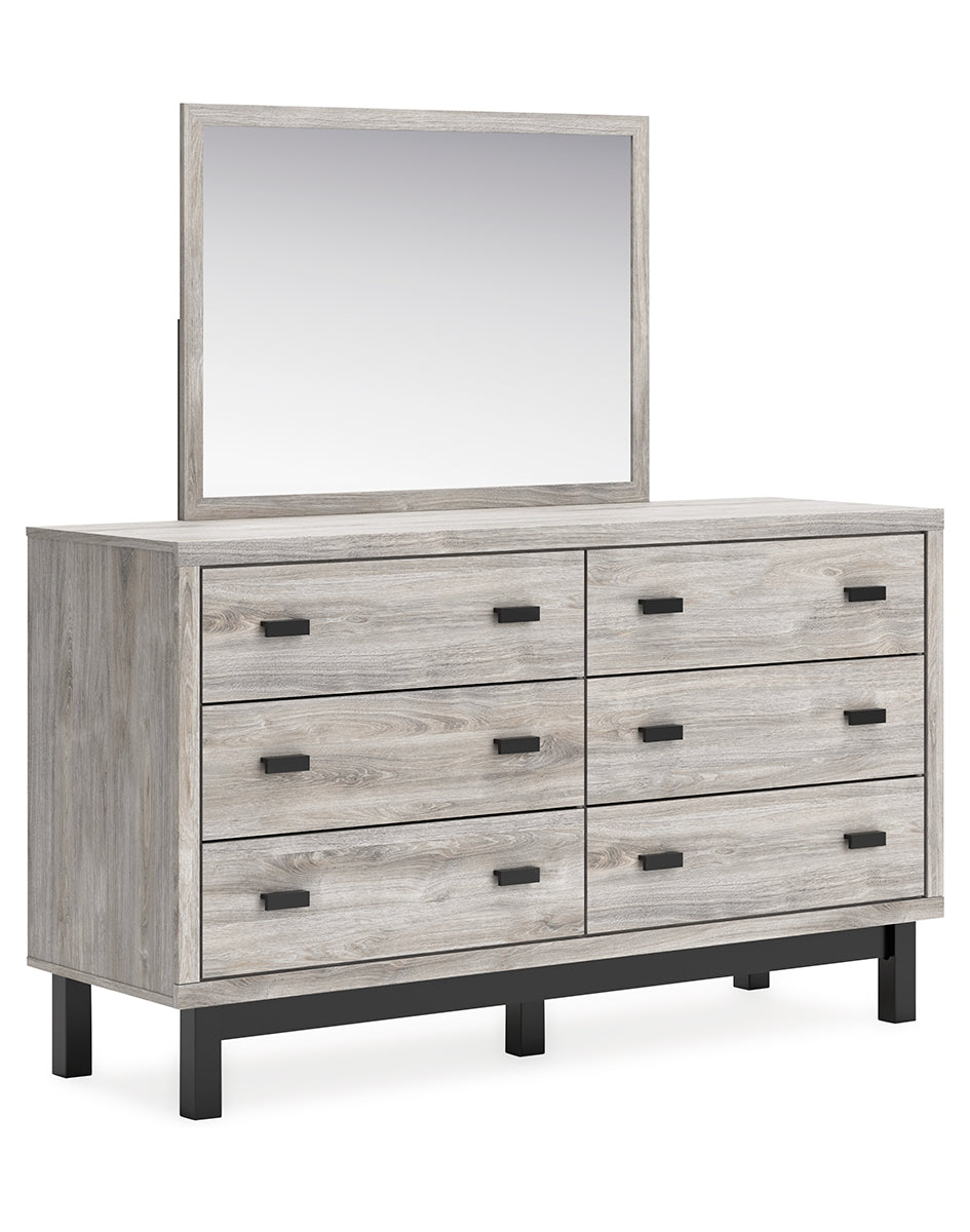 Vessalli King Panel Bed with Mirrored Dresser and 2 Nightstands