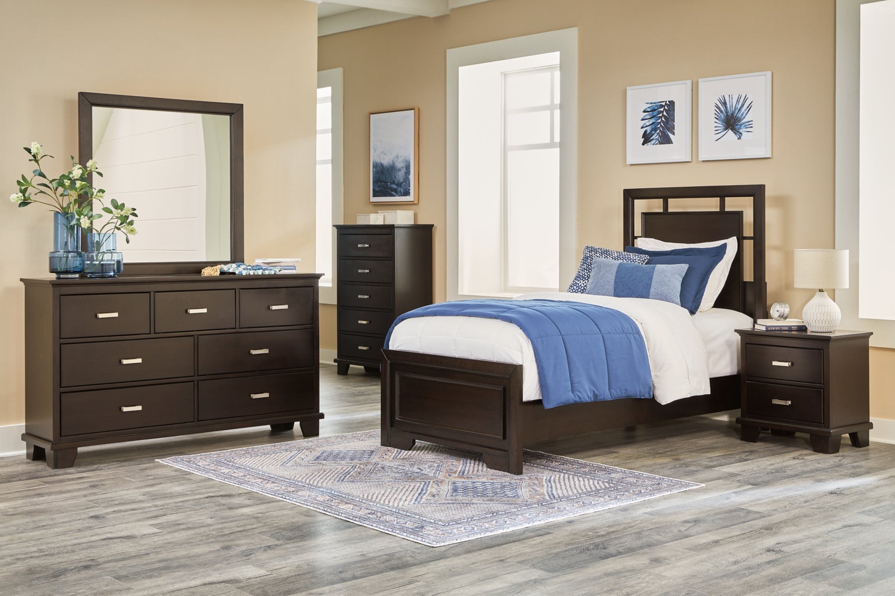 Covetown Full Panel Bed with Dresser and Nightstand