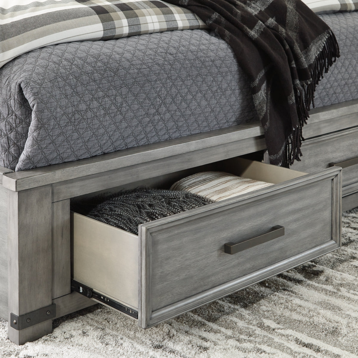 Russelyn King Storage Bed with Mirrored Dresser and 2 Nightstands