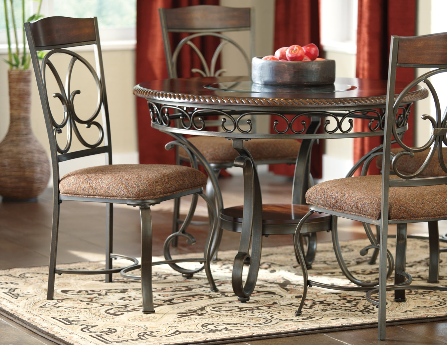 Wrought iron table and 4 online chairs