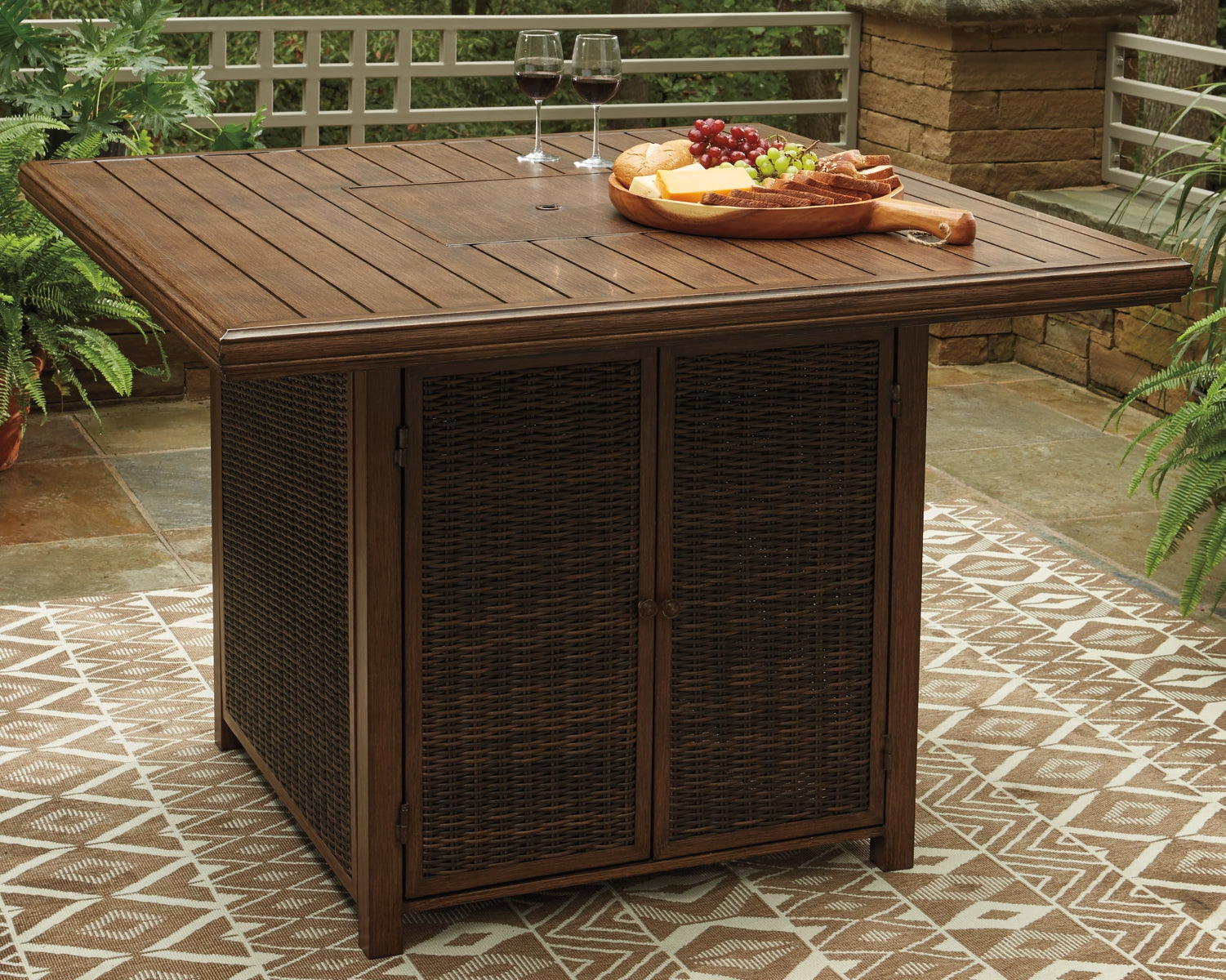 Fire pit bar table and chairs outlet